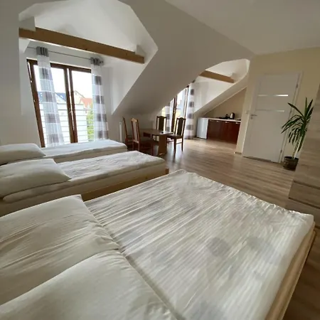 Goscinne „ikar” 3*